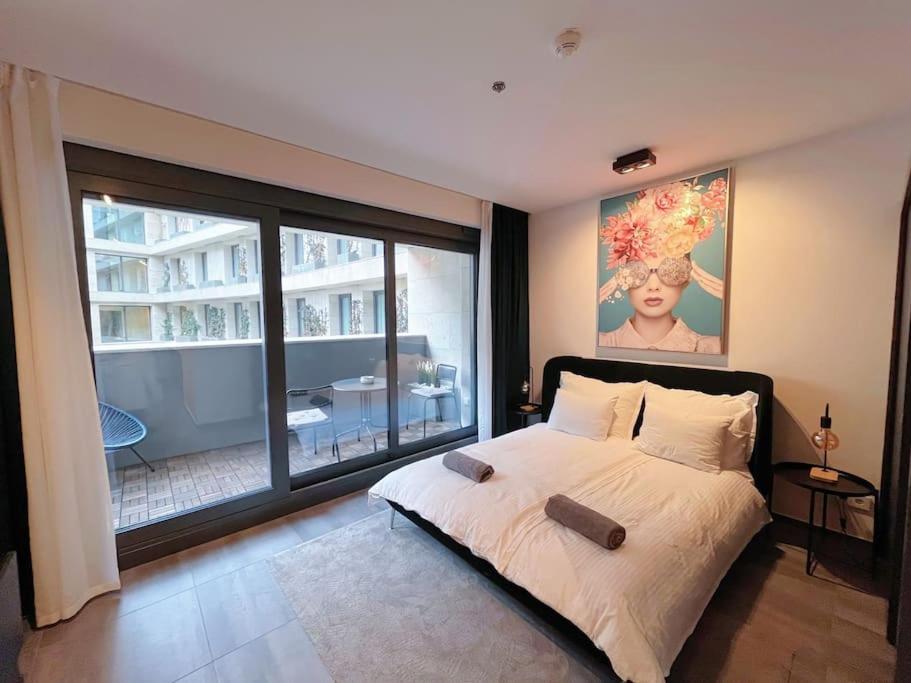 2Budapest Eye-Freegym And Sauna Luxury Home Ngoại thất bức ảnh