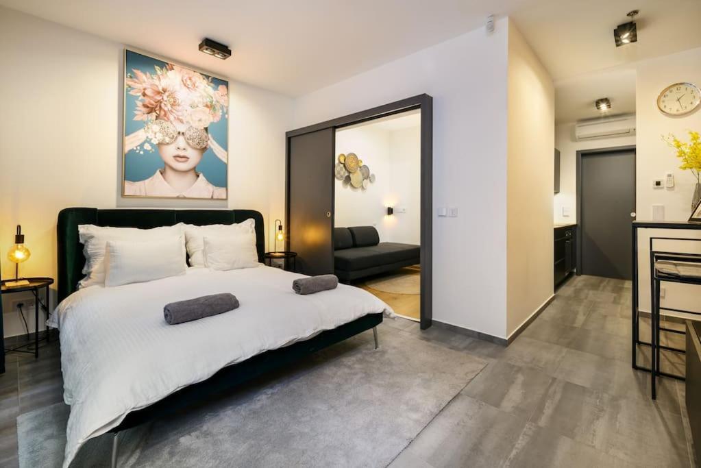 2Budapest Eye-Freegym And Sauna Luxury Home Ngoại thất bức ảnh